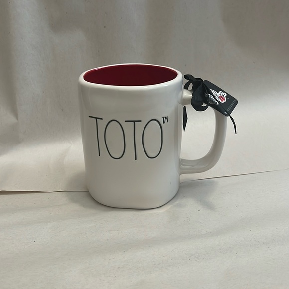 Rae dunn wizard of oz Toto mug - Picture 1 of 4